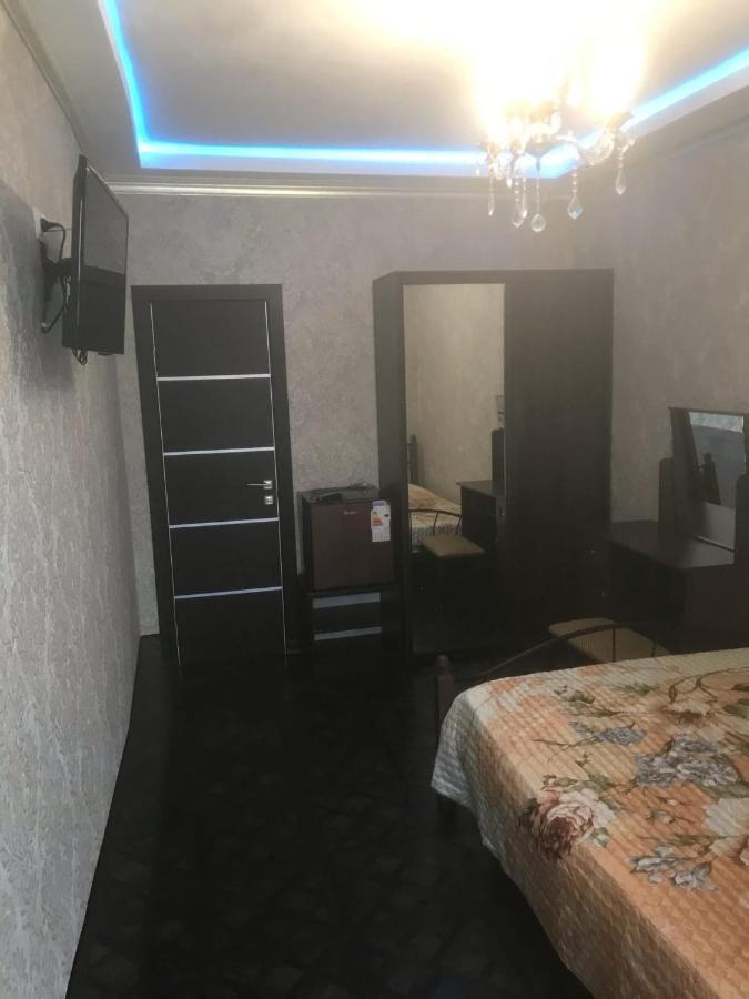 Nina Mini Hotel Gagra Kültér fotó