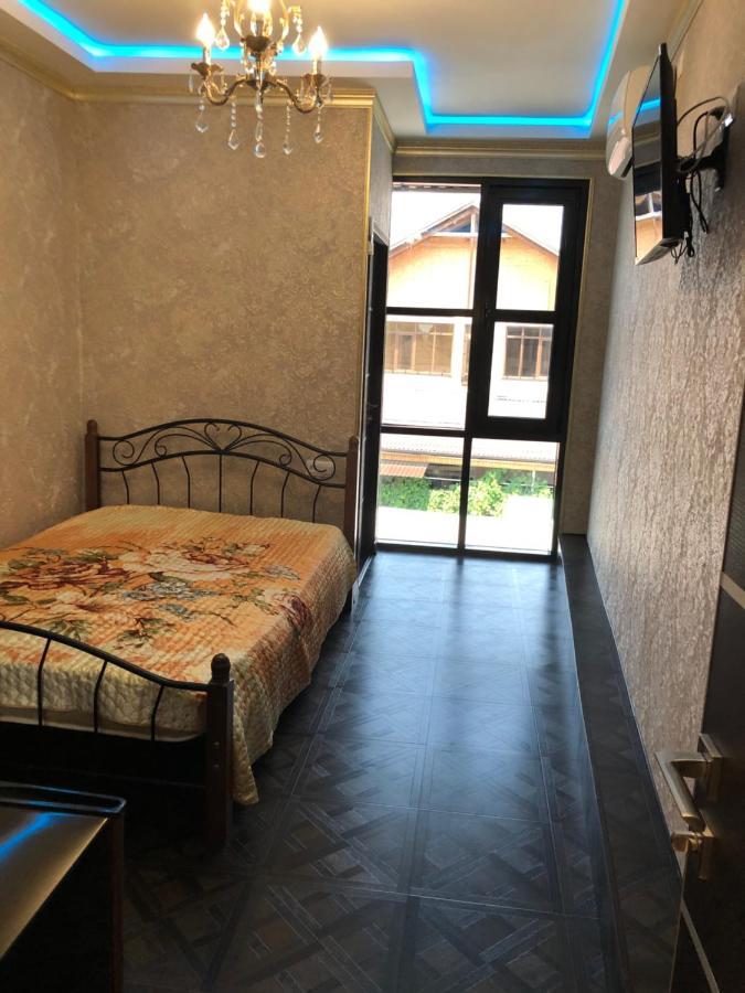 Nina Mini Hotel Gagra Kültér fotó