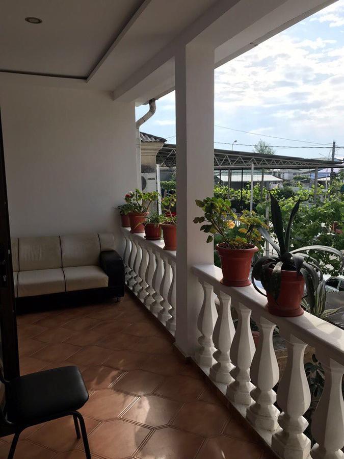 Nina Mini Hotel Gagra Kültér fotó